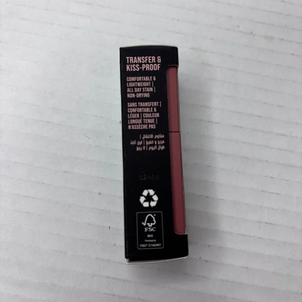 Price is firm New HUDA BEAUTY Lip Blush Creamy Lip & Cheek Stain